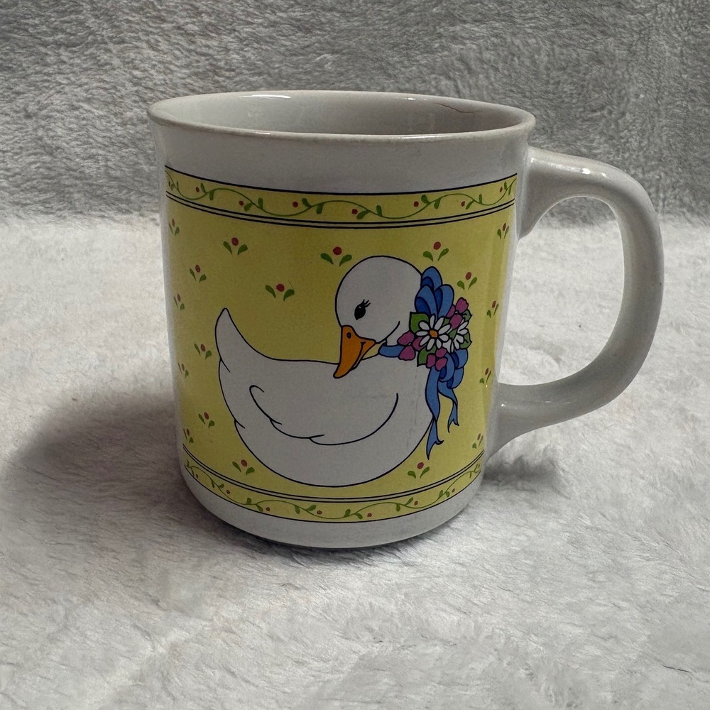 Vintage Giftco Floral Duck Goose Coffee Mug Cup Cottagecore Grannycore Yellow
